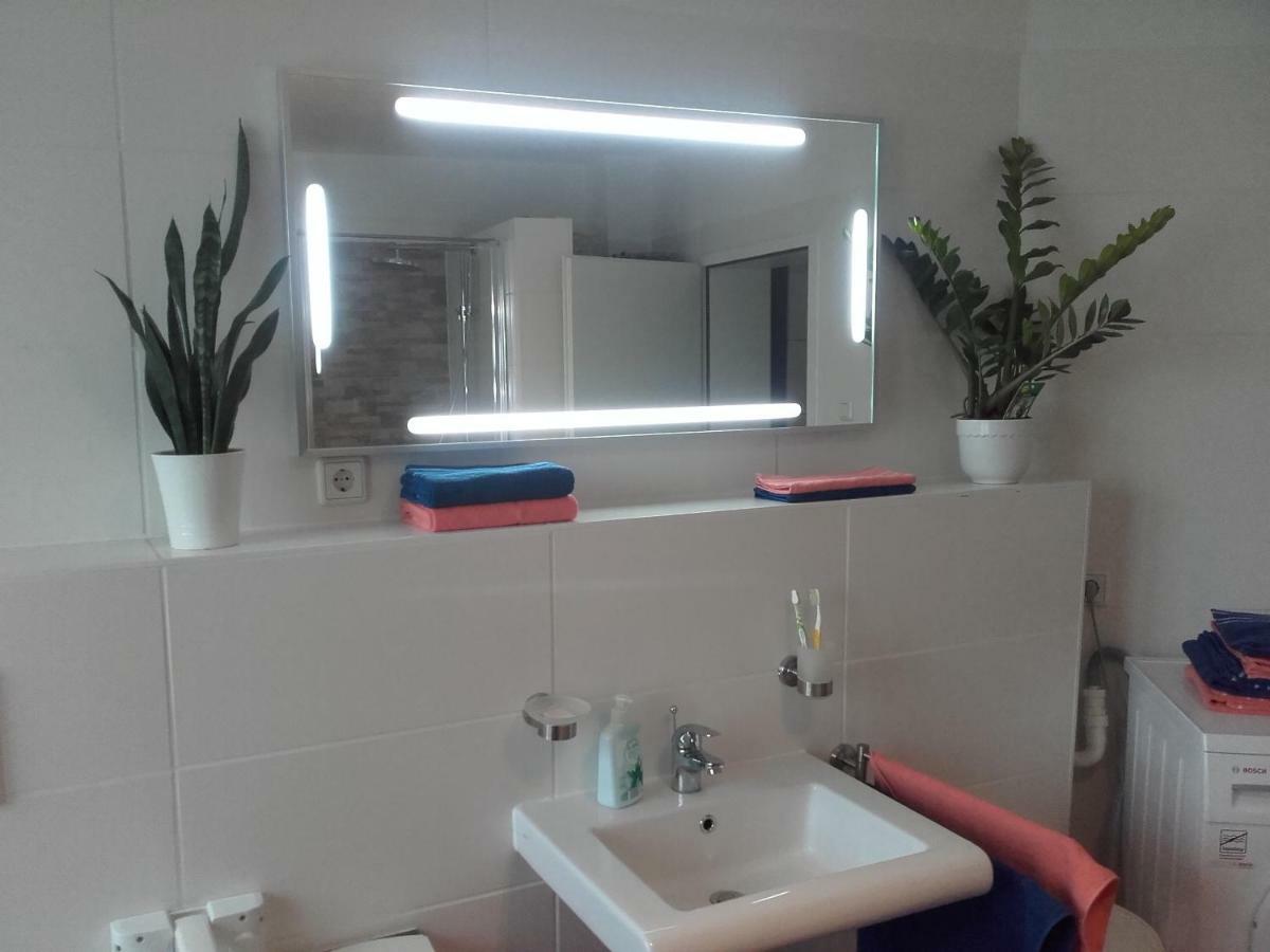 Joys Ferienwohnung Oberhausen  Eksteriør billede